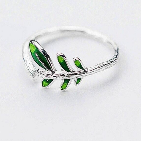 Green Leaves Vine Ring NEW - Picture 3 of 16